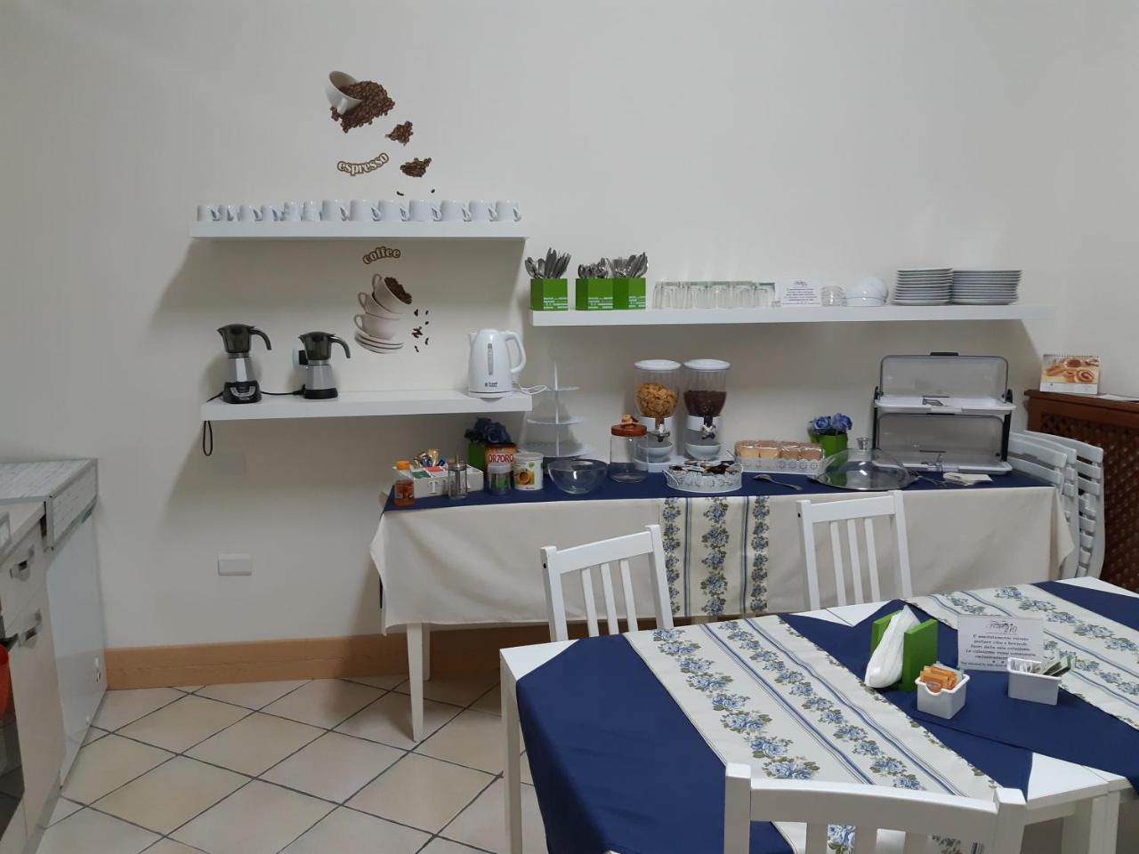B&B Foria 210 Naples Exterior photo